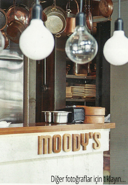 Moody's Cafe & Restaurant